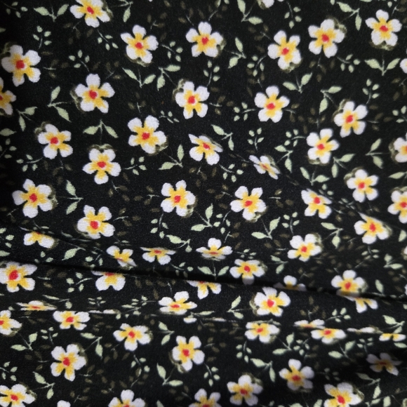 Urban Outfitters Floral Playsuit/Romper size M - Picture 4 of 4